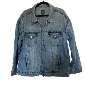 Like New! Wild Fable Medium Wash Denim Jacket Size X-Large